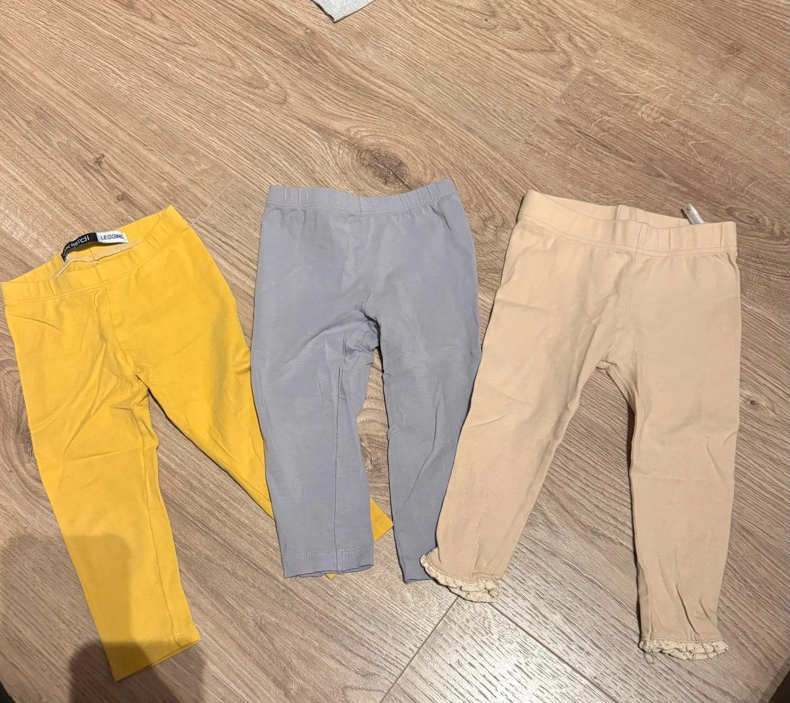 Lot 3 leggings